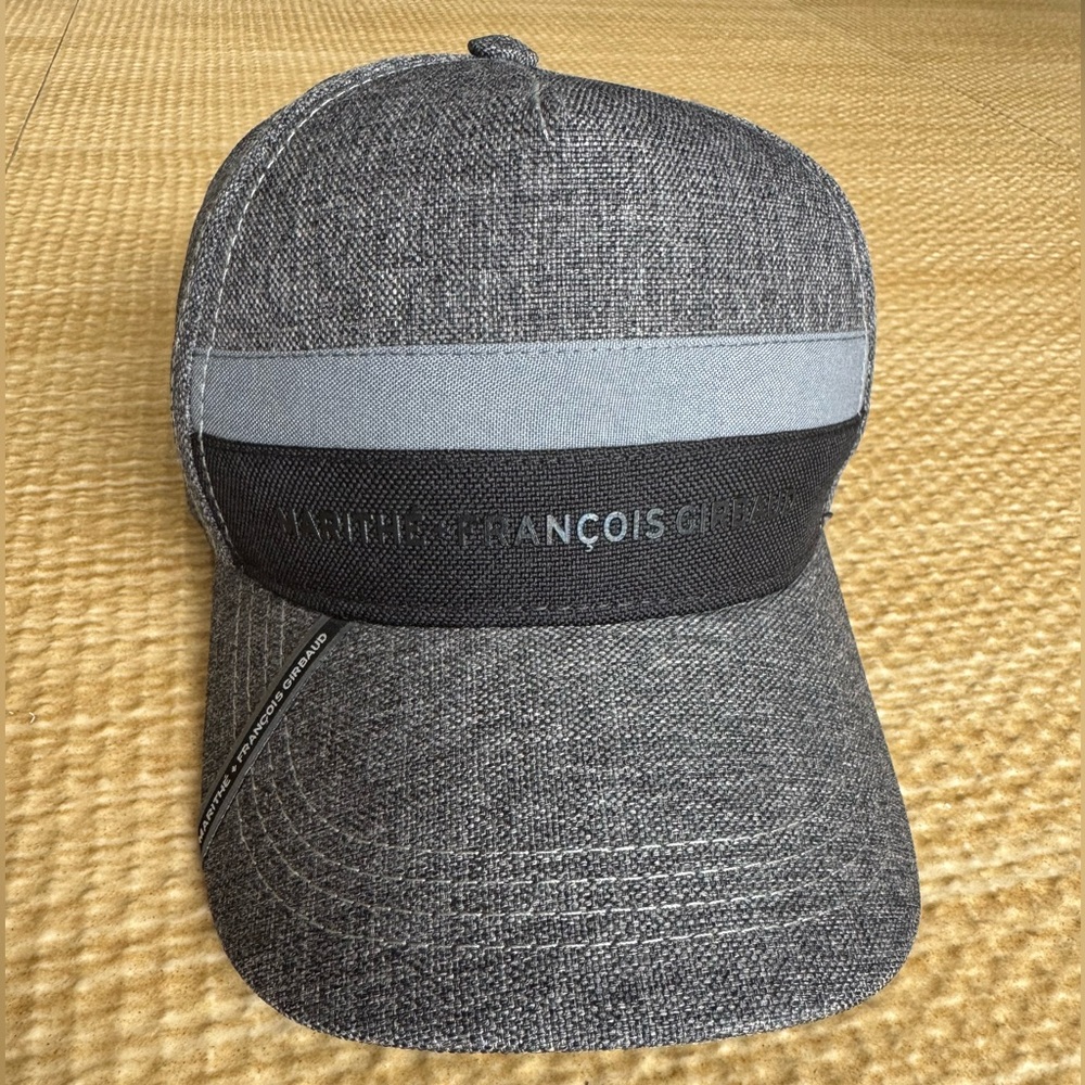 Marithé François Girbaud Men’s Cap, Gray.